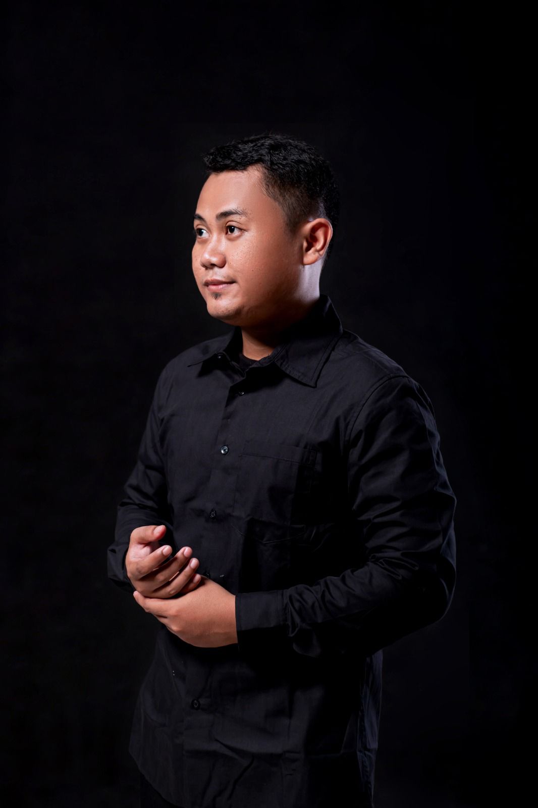 Hengky Yulio — Graphic Designer